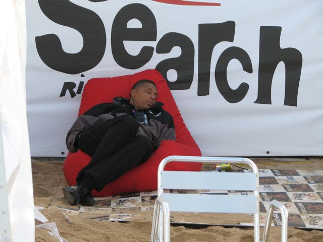 boatsecurityimg_6738 A little morning siesta never hurt anybody.
