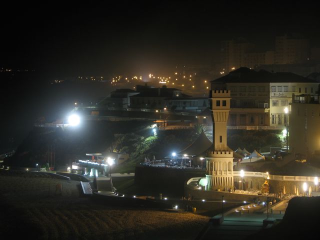 santacruzimg_6755 Downtown Santa Cruz alive at midnight.
